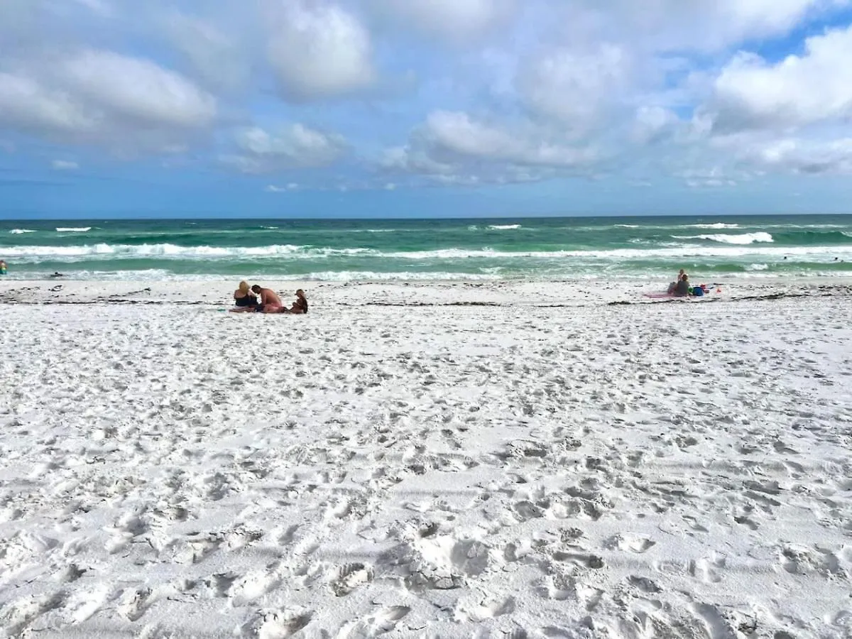 The Coral Reef At Avalon Estates - Private Beach Destin